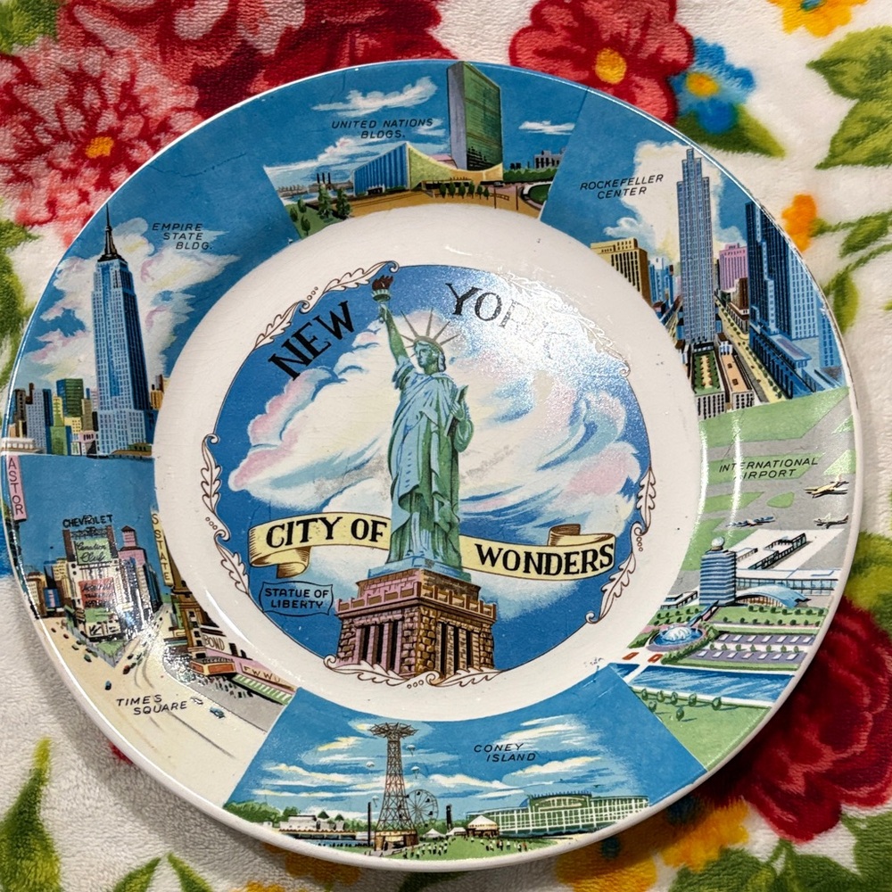 City of Wonders New York Souvenir Plate